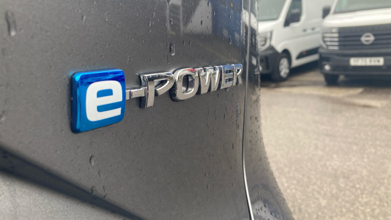 Nissan Qashqai 1.5 E-Power Acenta Premium 5dr Auto Hybrid Hatchback